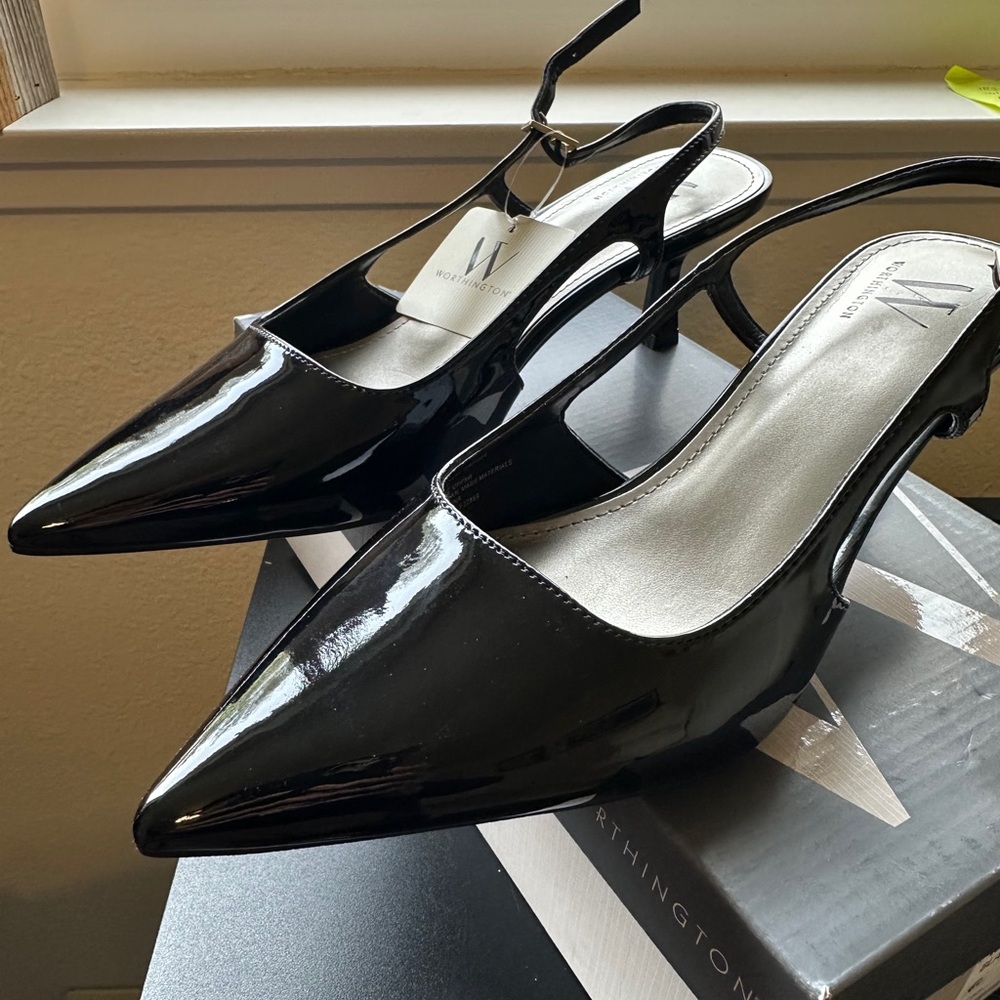 NWT - WORTHINGTON Black Women's Slingback Heels
Size 9.5
